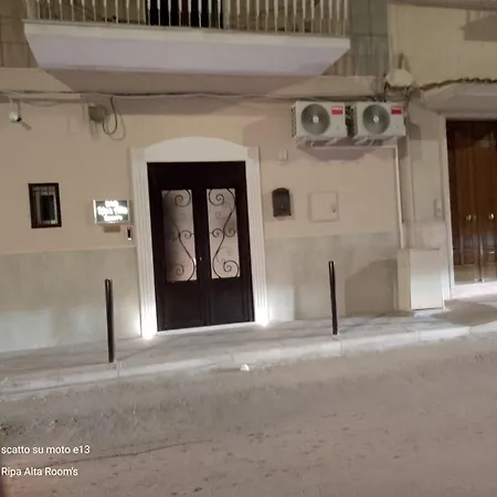 Ripa Alta Room's Bed and Breakfast Cerignola